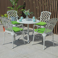 Ensemble de salle à manger d'extérieur au design européen moderne et durable, en aluminium moulé, 5 pièces, table de jardin, 4 chaises, utilisation hôtelière