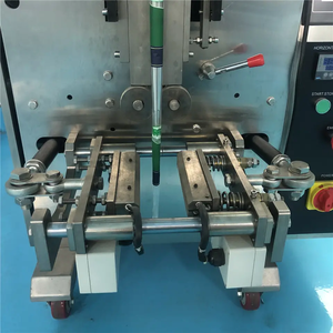 Machine d'emballage automatique de bâtonnets de miel, machine de remplissage et de scellage de sachets de sirop et de sauce, mini-machine d'emballage 10 ml pour bâtonnets de miel - Product Image 3