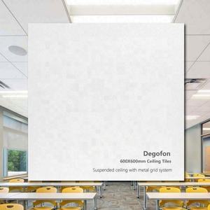 Plafonds médicaux Degoceiling <span class=keywords><strong>Art</strong></span> mural en laine minérale pour panneau de feuille <span class=keywords><strong>d</strong></span>'école Plafond de panneau acoustique noir 600*600 Bureaux supérieurs - Product Image 1