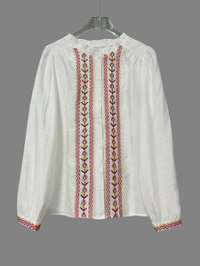 Camicetta da Donna all'Ingrosso con Ricamo Floreale, Scollo a V con <span class=keywords><strong>Volant</strong></span>, Bottoni Frontali, Maniche Lunghe a Sbuffo, Stile Boho Casual e Vestibilità Ampia - Product Image 4