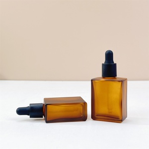 ขวดแก้วหยดทรงสี่เหลี่ยมแบนหรูหราขนาด 15 มล. 30 มล. 50 มล. 100 มล. สีน้ำตาลอำพันขุ่นพร้อมฝาหยด - Product Image 4