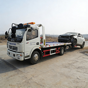DongFeng 3308mm Wheelbase Diesel Nuovo Carro Attrezzi con Verricello Idraulico 4x2 per Soccorso Urbano e Recupero Veicoli, Trasportatore di <span class=keywords><strong>Auto</strong></span> e Assistenza Stradale - Product Image 2
