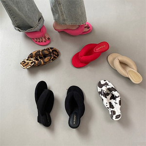 Nuevas sandalias de plataforma de verano para mujer, chanclas suaves y cómodas de cuña alta para vacaciones en la playa al aire libre - Product Image 3