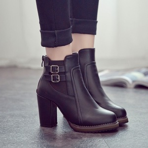 Bottines à talons hauts et épais pour femme, chaussures d'extérieur à boucle avec ceinture, bout rond, nouvelle collection du nouvel an - Product Image 3
