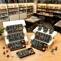 Présentoir de table incliné en acrylique personnalisé pour cartes à collectionner, idéal pour collectionneurs et présentations en salon professionnel