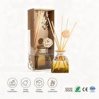Diffuseur d'huiles essentielles aromathérapeutiques longue durée 50 ml, diffuseur de parfum d'ambiance avec bâtonnets et fleurs séchées