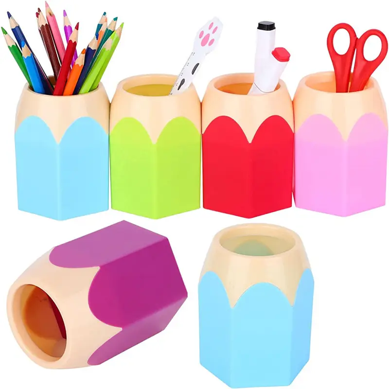 Portapenne a forma di matita in plastica personalizzata in PVC simpatico contenitore per pennelli per trucco da tavolo creativo per cancelleria
