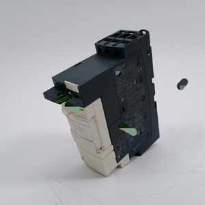 LUCA05BL Standaard besturingseenheid met LUB12, LU9BN11 programmeercontroller industriële automatisering - Product Image 1