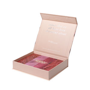 Boîte-cadeau d'emballage <span class=keywords><strong>de</strong></span> beauté personnalisable avec bouton magnétique à rabat <span class=keywords><strong>pour</strong></span> vernis à ongles, huile, rouge à lèvres, cosmétiques, produits <span class=keywords><strong>de</strong></span> soin <span class=keywords><strong>de</strong></span> la peau - Product Image 3