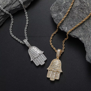 Nuevo Colgante Talismán Mano de Fátima, Collar Hip Hop de Cobre con Zirconia - Product Image 4