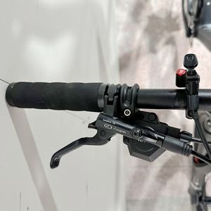 Vélo de montagne en fibre de carbone Kozo 29er 12 vitesses avec frein à disque <span class=keywords><strong>hydraulique</strong></span> à quatre pistons, jante en aluminium, cadre Soft-Tail pour adultes - Product Image 5