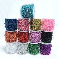 Décorations de fête de carnaval de noël directes d'usine chaînes de collier de perles personnalisables pour accessoires vestimentaires