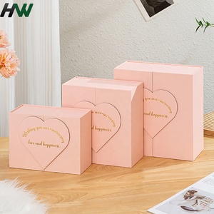 Portagioie magnetico a doppia porta di lusso personalizzato adatto per riporre gioielli e regalarli ai tuoi cari - Product Image 5