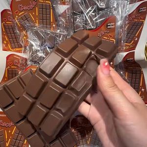 Juguete Antiestrés de PU con Forma de Chocolate Grande, Suave y Realista, Popular para Oficina y Regalos - Product Image 4