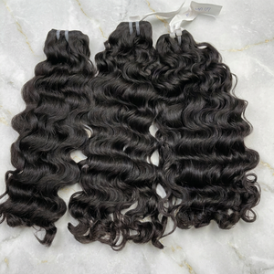 Extensions de cheveux humains bouclés birmans en gros, 100% cheveux humains bruts, tissage fabriqué au Vietnam - Product Image 1