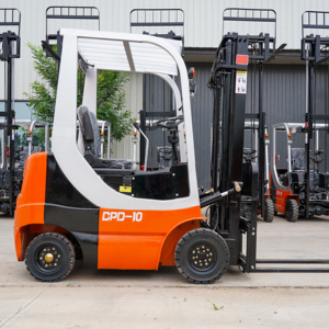 סוג חדש של מלגזה הנעה בעלת ארבעה גלגלים הוא ציוד לטיפול במטען מטען של 1 טון - Product Image 1