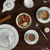 Services de table de luxe en porcelaine, 24 pièces, vente en gros, vaisselle de cuisine en céramique, ensemble de vaisselle, assiettes en porcelaine blanche