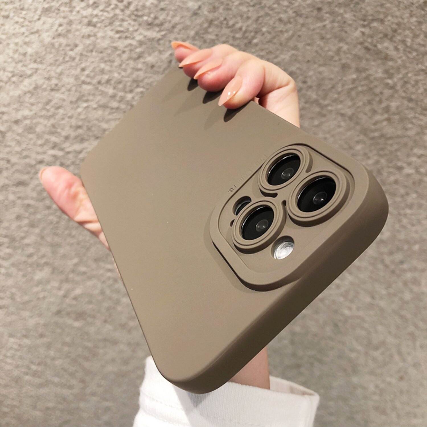 สีน้ำตาล