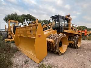 รถบดอัดดิน CAT 826H มือสอง รถบดอัดดินสำหรับงานฝังกลบมูลฝอย มือสอง รถก่อสร้างมือสองสำหรับขาย รถบดอัดดิน Caterpillar 826H ของแท้ - Product Image 6