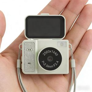 Mini Fotocamera Portachiavi con Schermo Ribaltabile da 1,47 Pollici, Fotocamera Digitale HD Tascabile CCD per Bambini e <span class=keywords><strong>Adulti</strong></span>, Regalo per Compleanni e Capodanno S162 - Product Image 2