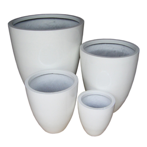 Pots à fleurs en fibre de verre prêts à être expédiés, grands pots décoratifs blancs pour jardin, patio, hôtel, aménagement paysager, prix usine - Product Image 1