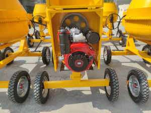 Bétonnière à décharge manuelle et moteur 600L Mini bétonnière à quatre roues pour la construction - Product Image 3