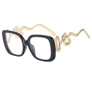 Lunettes unisexes de style britannique anti-lumière bleue, monture carrée en PC et métal avec branches en forme de serpent, équipées d'une <span class=keywords><strong>correction</strong></span> de la myopie - Product Image 6