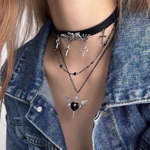 สร้อยคอ Y2K Spade Devil Layered - สาวเซ็กซี่, หวานและเท่, ซับคัลเจอร์พังก์, บรรยากาศวินเทจ, สร้อยคอแนวดาร์กเทรนด์ - Product Image 1