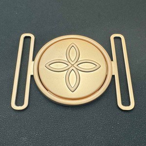 หัวเข็มขัดโลหะรูปดอกไม้สี่กลีบสุดหรู ผลิตจากโลหะผสมสังกะสี สำหรับเสื้อโค้ทและเสื้อคลุม - Product Image 2