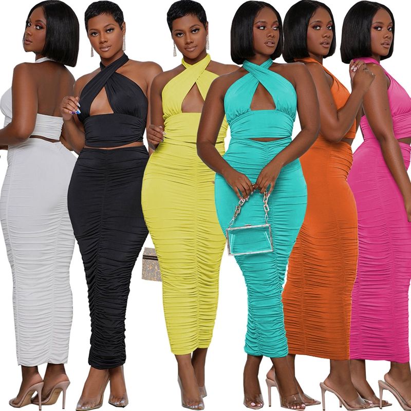 Ensemble Satiné Avec Débardeur Dos Nu Et Mini-jupe - Boohoo