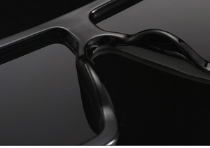 Occhiali da Sole Classici con Montatura Quadrata, Vendita all'Ingrosso, Protezione UV400 per Ragazze, Montatura Grande per Uomo e Donna - Product Image 4