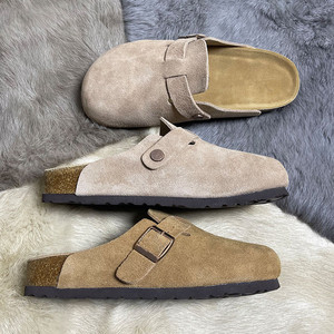 Sandales et pantoufles d'<span class=keywords><strong>hiver</strong></span> confortables en fausse fourrure et cuir pour femmes, à semelle épaisse et plateforme, pour le dropshipping - Product Image 1