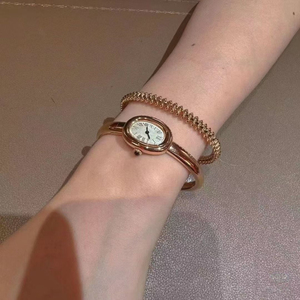 Mini Baignoire Ronde Or Bracelet En Acier Inoxydable Montre À Quartz De Luxe Premium Pour Femmes 31mm Résistant À L'eau 30m Fermoir Caché - Product Image 2