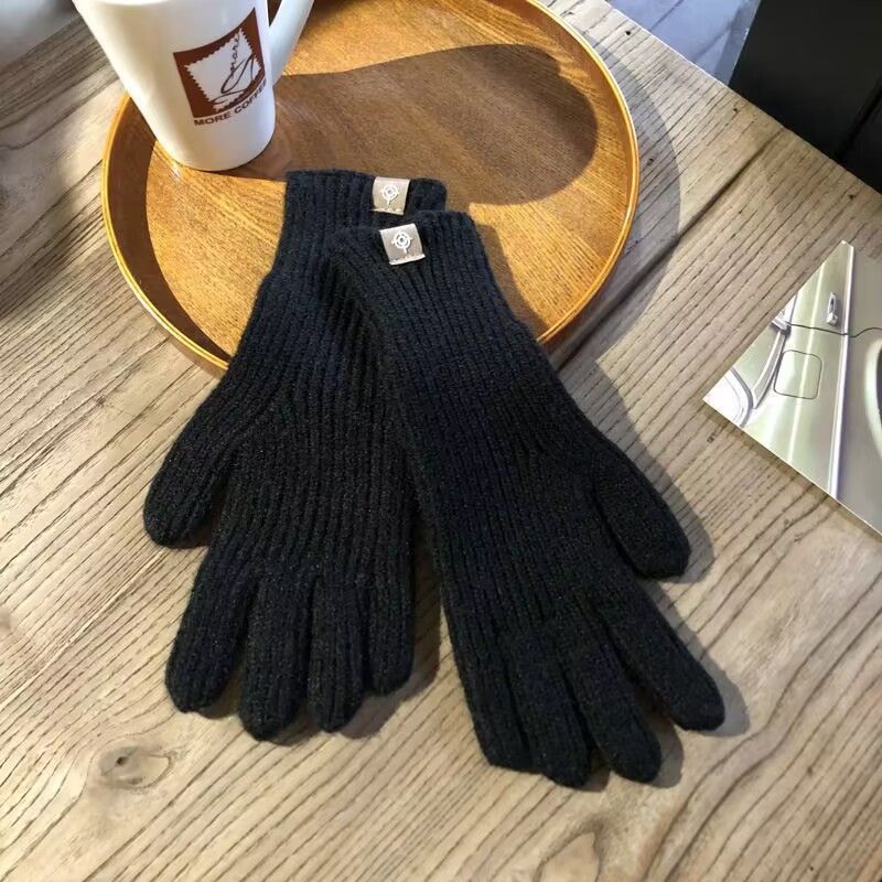 Long black gloves with label - free size