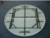Table PC en HDPE ronde en plastique blanc 8-10 personnes Table à manger en gros Tables de banquet de Restaurant en plein air PC personnalisées