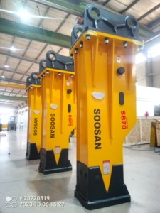 SOOSAN Nuevo Martillo Hidráulico SB 70 Tipo Caja para Excavadoras de 16-21 Toneladas, Maquinaria de Construcción, Cincel - Product Image 6