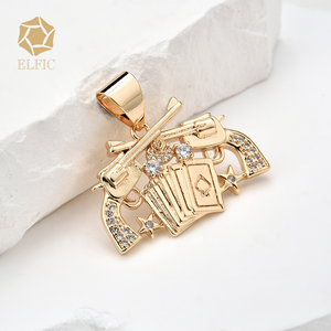 Colgante de Pistola con Incrustaciones de Diamantes, Chapado en Oro de 18k, Éxito de Ventas en TikTok, Inspirado en el Hip Hop y el Rock - Product Image 4