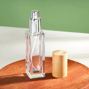 Botella Recargable de Perfume Cuadrada Ecológica de 30ml 50ml 100ml con Pulverizador de Madera - Product Image 2