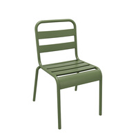 Ensemble table et chaises de café en bambou moderne, mobilier d'extérieur commercial, idéal pour les salons de thé, terrasses et bars.