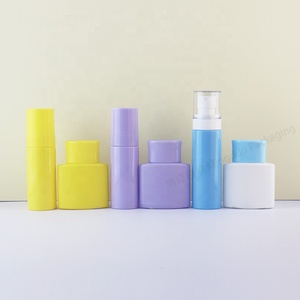 PET lujo 60ml mate HDPE Spray loción botella 50ml crema de manos botella <span class=keywords><strong>violeta</strong></span> púrpura viaje conjunto embalaje bomba para champú - Product Image 1