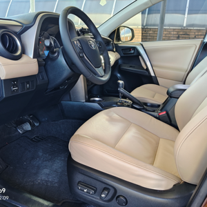 Toyota Rav 4 Rongfang 2015 2.5L Automático 4wd Elite Vehículos de gasolina 5 puertas 5 plazas SUV grande - Product Image 4