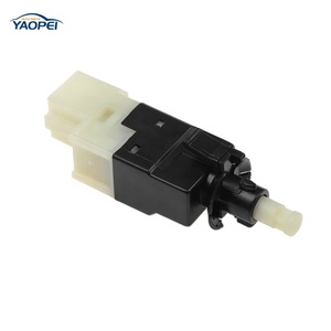 Interrupteur de feu stop 0015456709 pour <span class=keywords><strong>Mercedes</strong></span>-Benz W169 W211 <span class=keywords><strong>W219</strong></span> 2007-2014 - Product Image 2