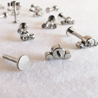 [SO-001] Bijoux de piercing corporel en titane G23 de haute qualité, vente chaude, clous labret à filetage interne, cluster, prix de gros