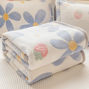 Chăn mềm mại, họa tiết dễ thương, sang trọng, chất liệu flannel thoáng khí, in họa tiết xoay, ấm áp, viền trang trí. - Product Image 1