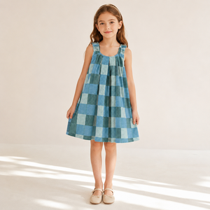 Nouvelle Robe Été 2026 pour Filles, sans Manches, en Coton, Coupe Trapèze, à Carreaux Bleus, Décontractée et Mignonne, Tenue de Boutique pour Enfants, Vente en Gros OEM ODM - Product Image 2