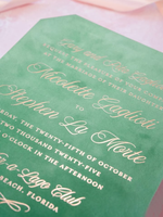 Boîte d'invitation de mariage de luxe en velours vert à double porte, carte en papier floral personnalisée avec monogramme, boîtes cadeaux pour invitation de fête de bienvenue
