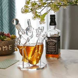 Прямые продажи с завода, боросиликатный прозрачный уникальный стеклянный графин в форме сердца для винной вечеринки и художественного барного изделия - Product Image 2