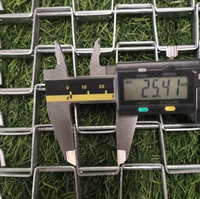 Tapis en maille d'acier à faible teneur en carbone soudé à trous carrés de qualité industrielle |   Grilles de sécurité robustes pour le maintien des charges et protection multi-usages