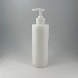 500ml High Quality Custom PE Cosmetic Container Plastic Shampoo Round Flat Shoulder Bottle With 28/410 24/410 Lotion Pump