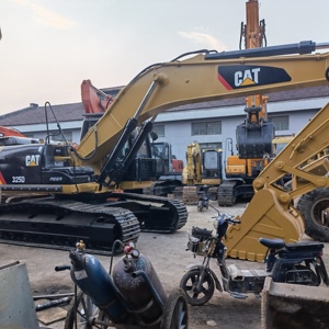 Excavatrice sur chenilles hydraulique Caterpillar 325D d'occasion, best-seller, 25 tonnes, bon état, avec composants d'origine, boîte de vitesses et engrenages - Product Image 6